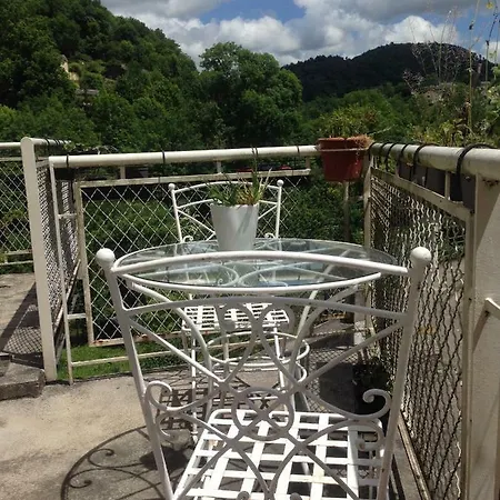 La Maison Sur La Riviere *