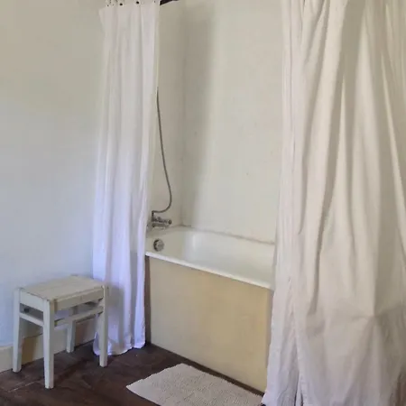 La Maison Sur La Rivière Couette-café Vabre
