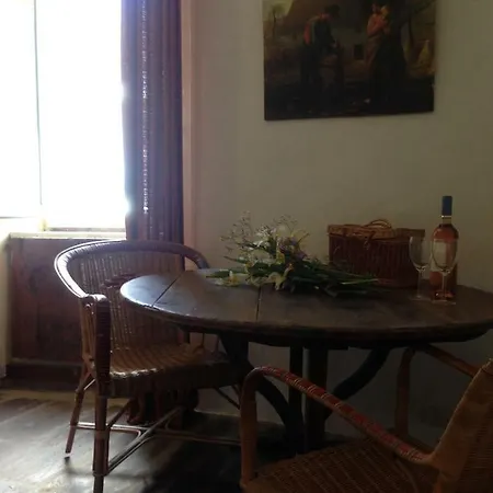 La Maison Sur La Rivière *